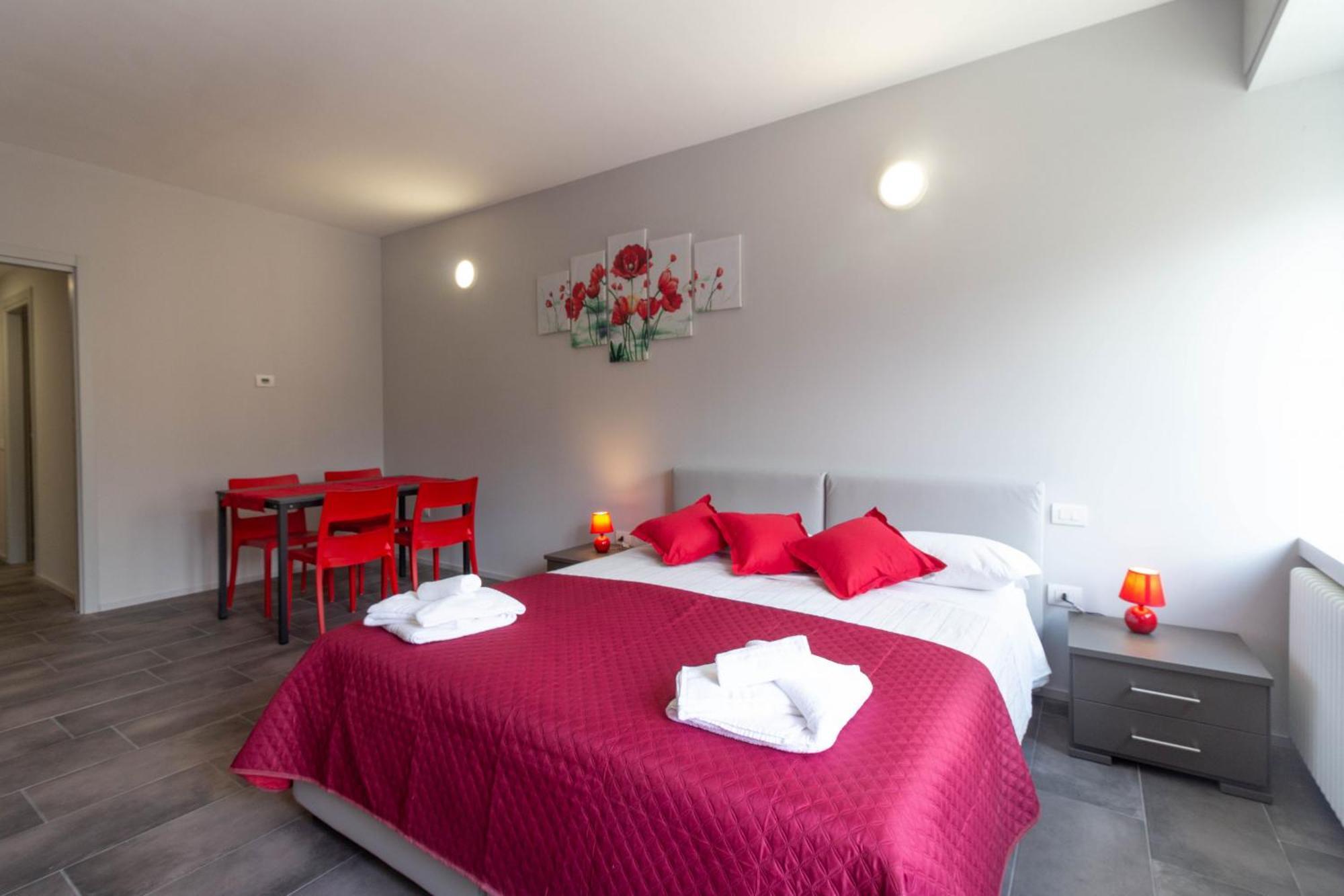 Papavero Apartment - Affitti Brevi Italia Lecco Exterior foto