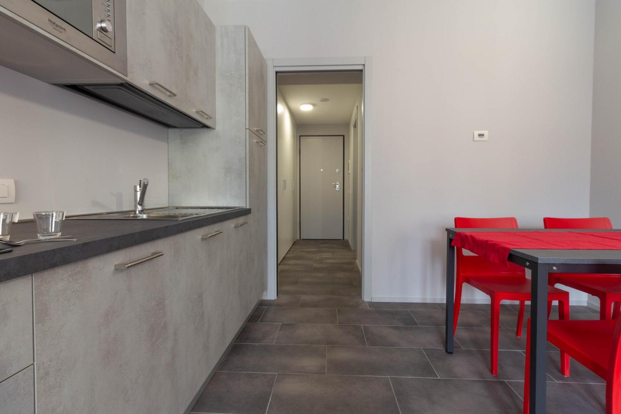 Papavero Apartment - Affitti Brevi Italia Lecco Exterior foto